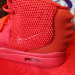 Nike Air Yeezy 2 "Red October" (SIZE 11)